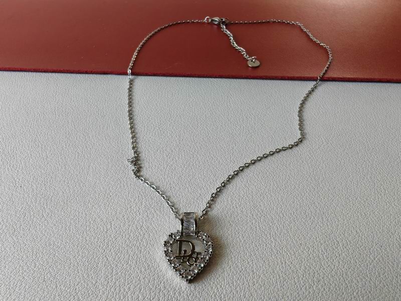 Dior Necklace 06lyr588